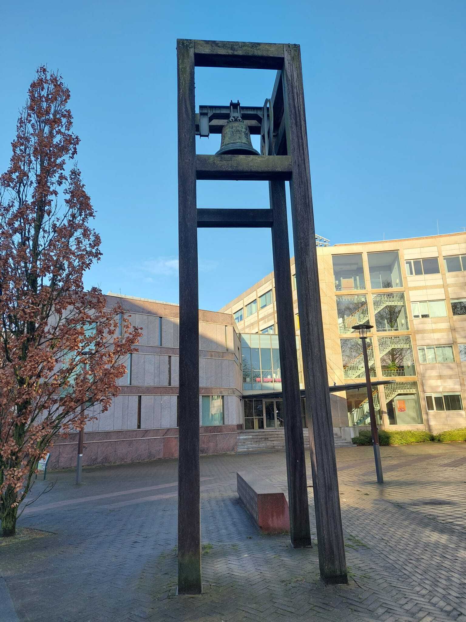 De Klokkentoren bij het gemeentehuis Diemen